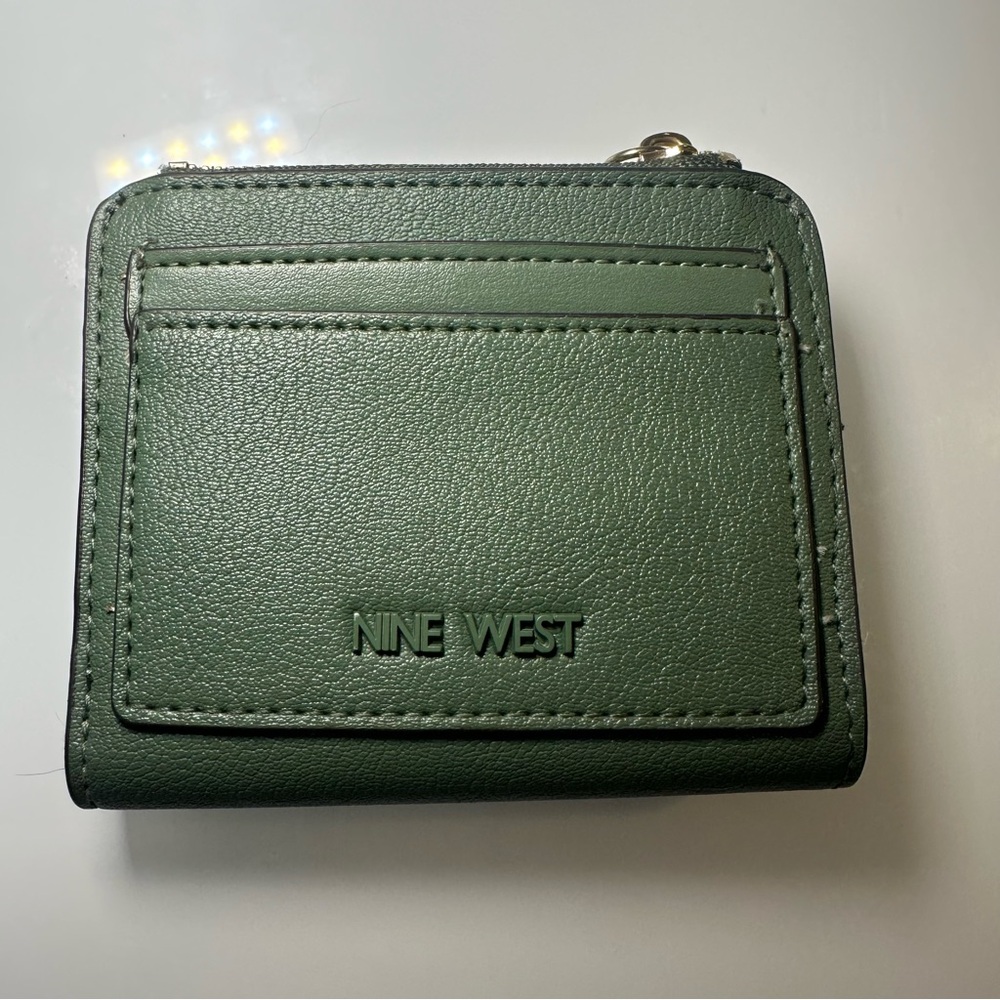 Nine West Forest Green Card Holder